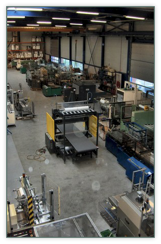 Top view of the hall with the stock of used packaging machinery.